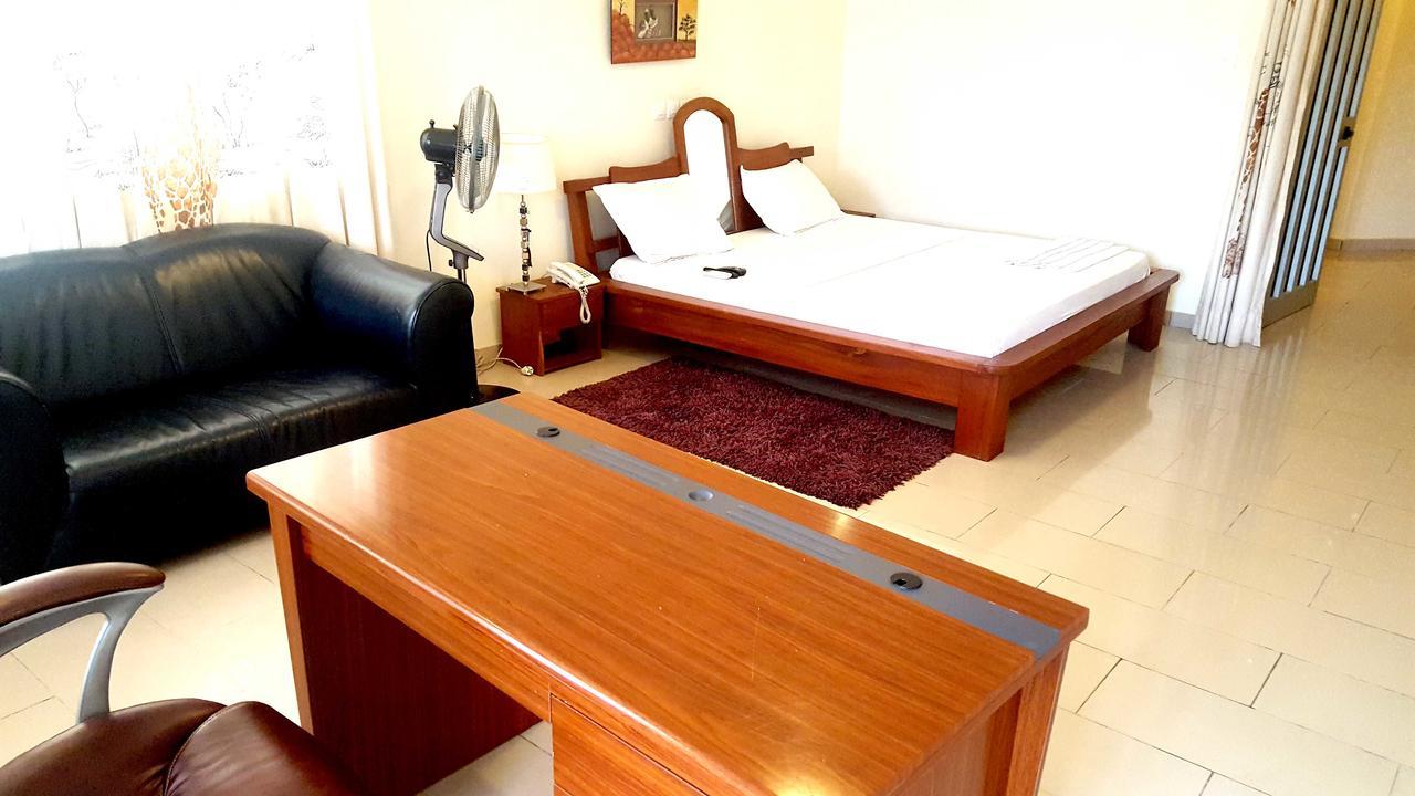 Hotels Residences Easy 科托努 外观 照片